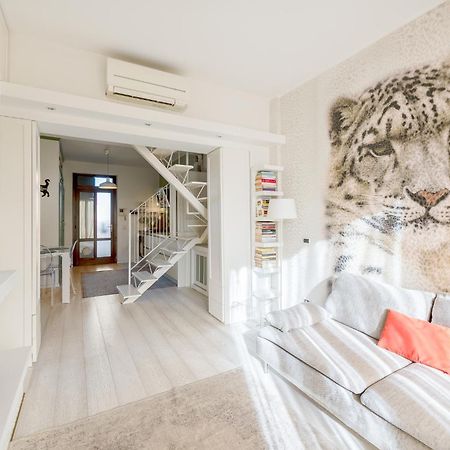Bright Loft - Free Private Parking Apartment Milano Ngoại thất bức ảnh